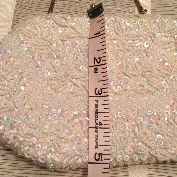 VTG SEQUIN CLUTCH - Picture 7 of 10